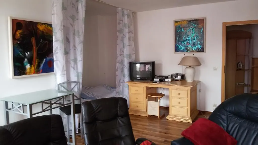 Easy-Bedsit Apartment 1 Düsseldorf