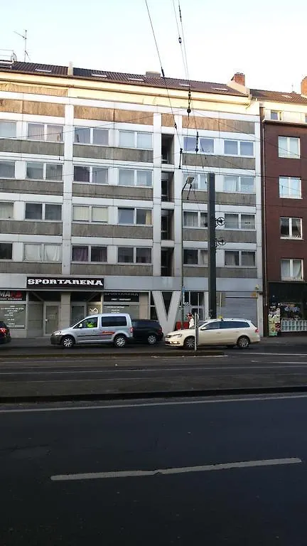 Easy-Bedsit Apartment 1 Düsseldorf 0*,