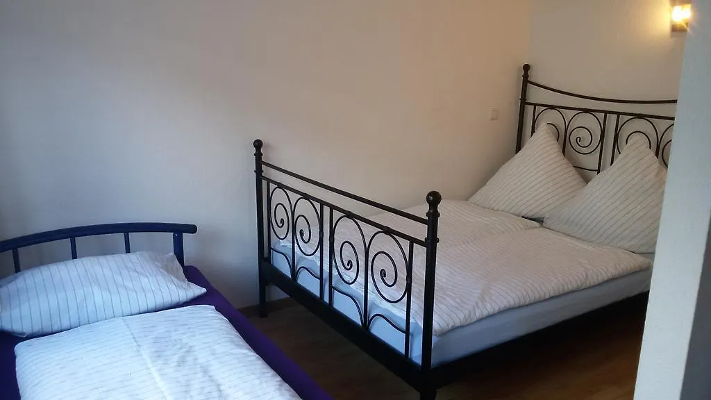 Easy-Bedsit Apartment 1 Düsseldorf