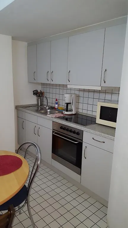 Easy-Bedsit Apartment 1 Düsseldorf Almanya